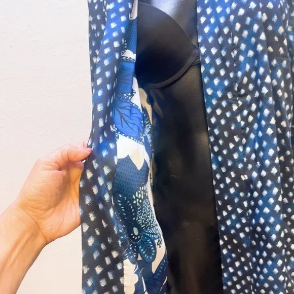 NWT Chico's Blue & White Reversible Cardigan/Duster Size 3 (XL) - Picture 4 of 11